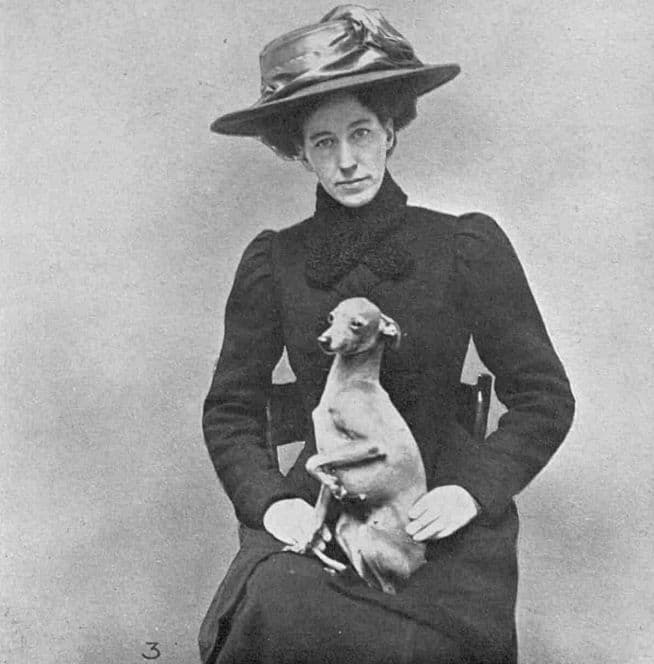 Lady Rosemarie 1